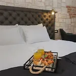 Luxury Dino Gasthuis 4*