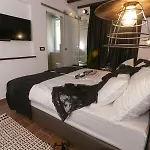 Luxury Dino Gasthuis 4*