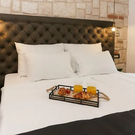 Luxury Dino 4*