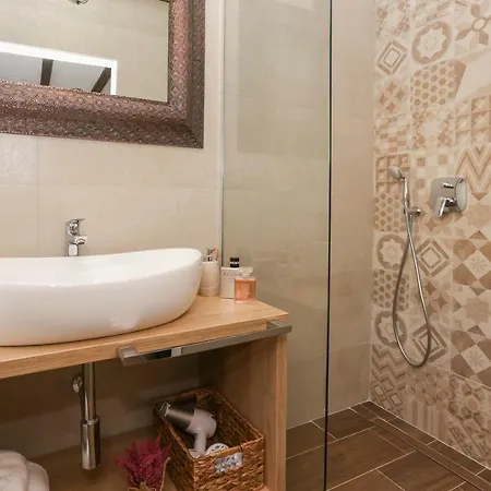 Luxury Dino 4* スプリト