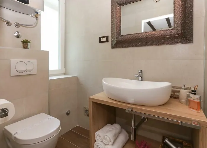 Luxury Dino Guest house Split