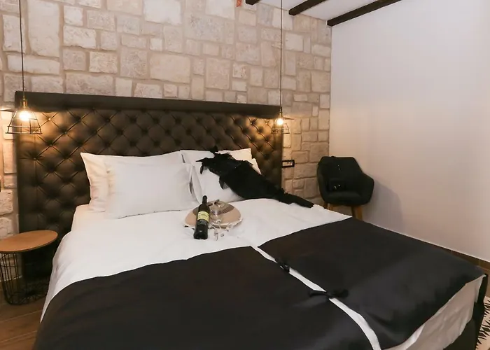 Guest house Luxury Dino 4*